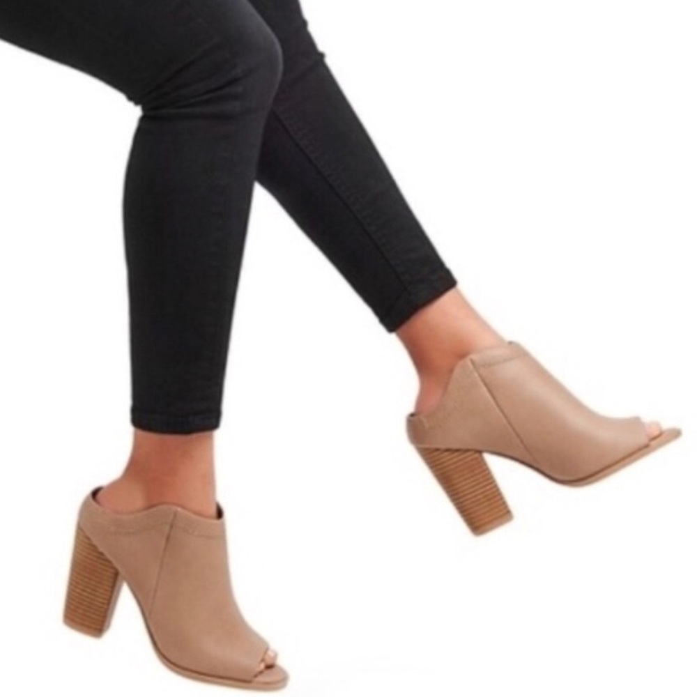DV by Dolce Vita Mikah Taupe Heeled Mules